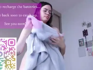 Velvetcrystal  live sex cam