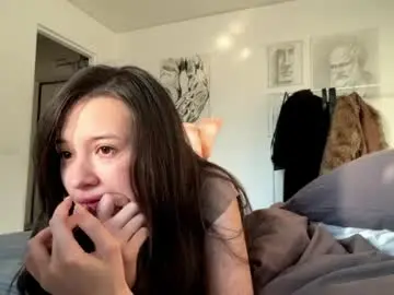 Yungtechnik  live sex cam