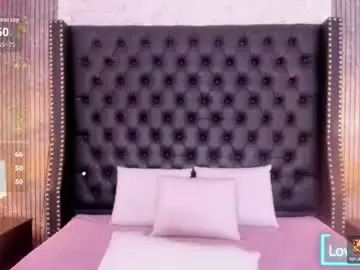 _bella_rossee_  live sex cam