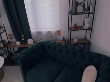 Angelinahass  live sex cam