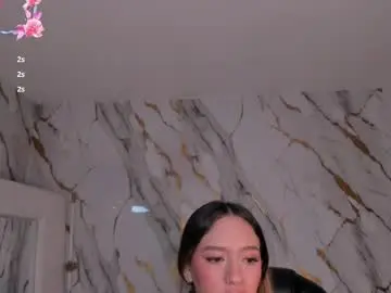 Bellarosex1  live sex cam