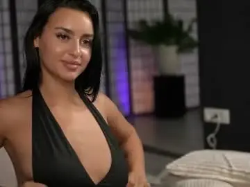 Ellaluxe  live sex cam