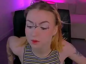 Evelinakitty  live sex cam