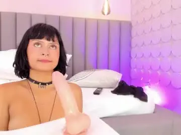 Evi_cherry  live sex cam