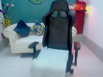 Miagreys1  live sex cam