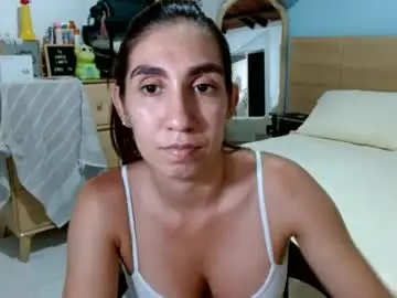 Petitvalery  live sex cam
