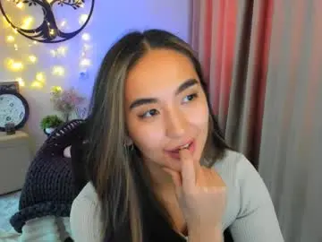 Worldofkim  live sex cam