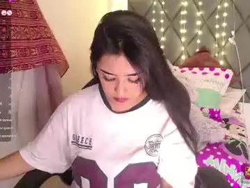Devika_kumar  live sex cam