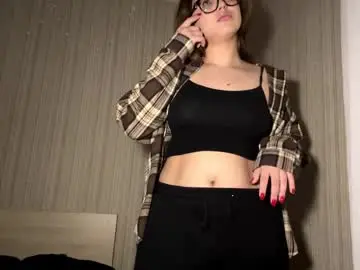 Helgadaoud  live sex cam