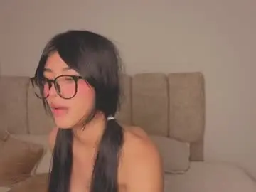 Isa_dolly  live sex cam