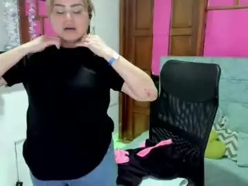 Julieta_star69  live sex cam