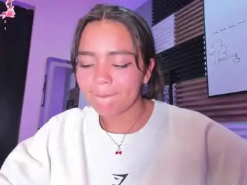 Kimdevinne  live sex cam