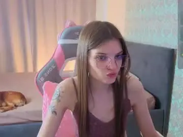 Magic_shy  live sex cam