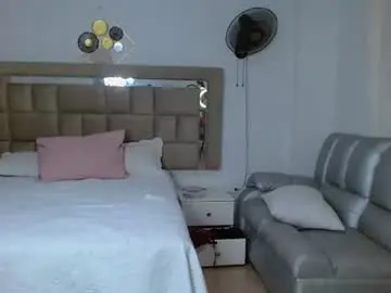 Miathickxox  live sex cam