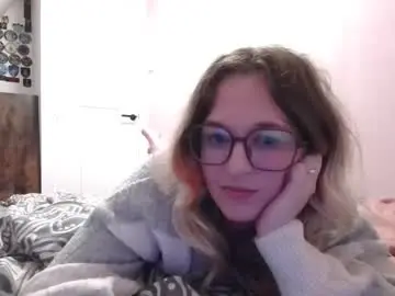 Midnightmarte  live sex cam
