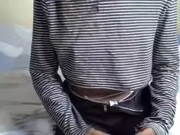 Pretty_sheli  live sex cam