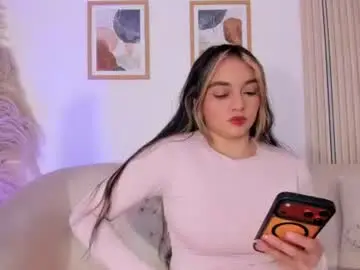 Sara_milano  live sex cam
