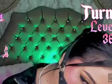 Soffiqueen  live sex cam