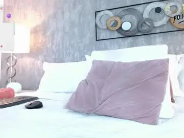 Zoey_it  live sex cam