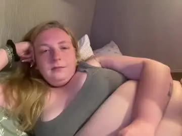 Auntiejuicy  live sex cam