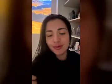 Auroravelmont  live sex cam