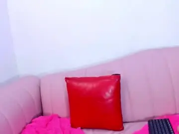 Blondiecutee  live sex cam