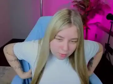 Boobsyygirl  live sex cam