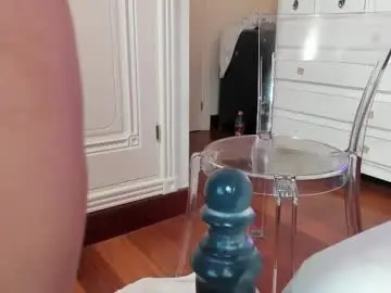 Cherryybb  live sex cam