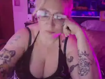Chiaroscurosiren  live sex cam