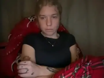 Ebony8ivory  live sex cam