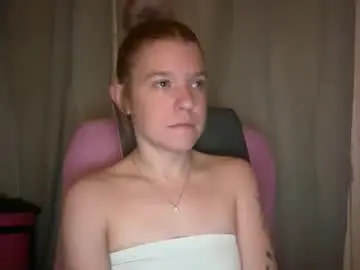 Ebony8ivory  live sex cam