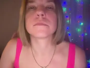 Ebony8ivory  live sex cam
