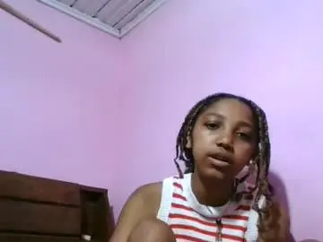 Francia333068  live sex cam