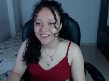 Freud_x_louise1  live sex cam