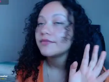Freud_x_louise1  live sex cam