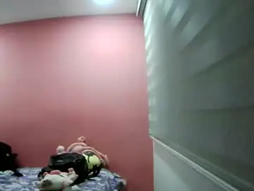 Gatubelahotxxx  live sex cam