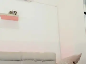 Ivania_lua  live sex cam