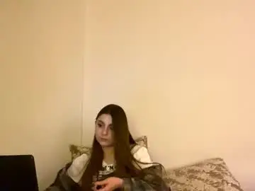 Kaylenewobig  live sex cam