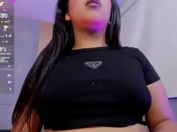 Laulin_tay  live sex cam