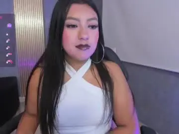 Laulin_tay  live sex cam