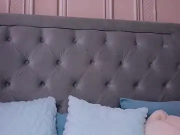 Lucyaddison  live sex cam