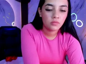 Maiaevans1  live sex cam