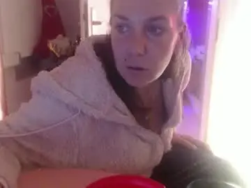 Melli23  live sex cam