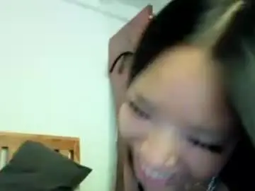 Missversatile  live sex cam