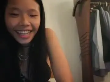 Missversatile  live sex cam