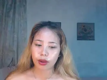 Naughtyhotmistressjean  live sex cam