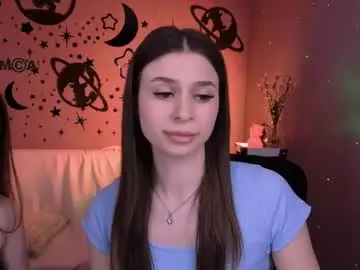 Nekky_mouse  live sex cam