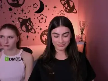 Nekky_mouse  live sex cam