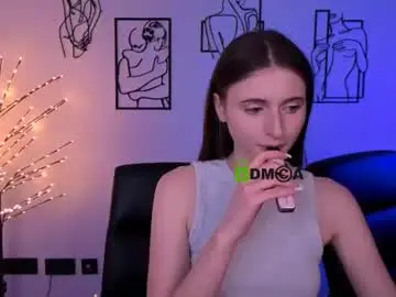 Nekky_mouse  live sex cam