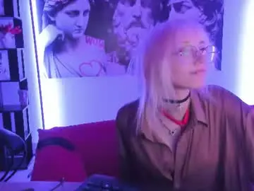 Reminameow  live sex cam